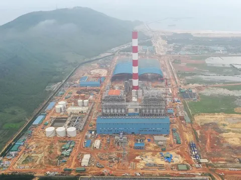 Dồn lực đẩy nhanh tiến độ thi công dự án nhà máy Nhiệt điện Quảng Trạch 1