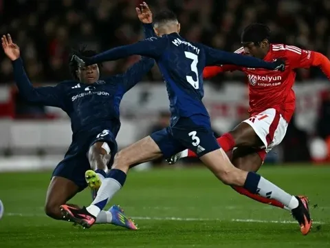 Nottingham Forest tiếp tục hành trình cổ tích tại Premier League