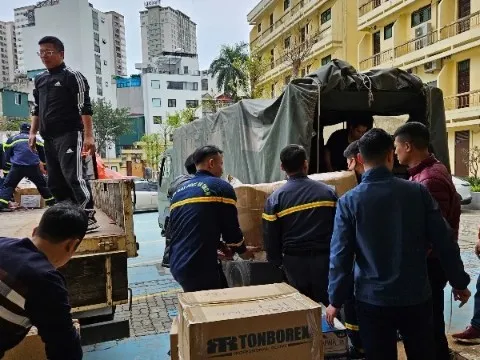 Việt Nam cử lực lượng cứu trợ động đất tại Myanmar