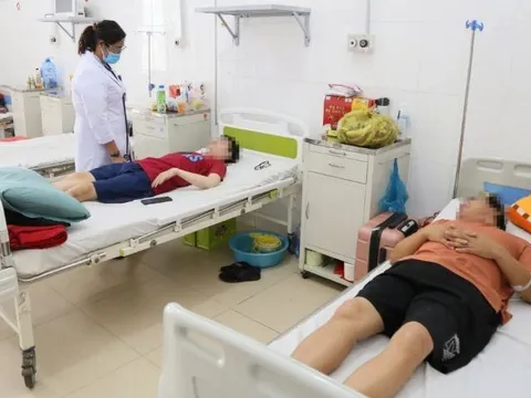 4 người mắc viêm màng não sau khi ăn món khoái khẩu