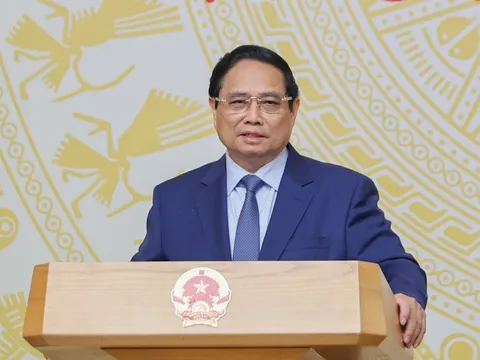 Thủ tướng: Mạnh dạn tin tưởng, giao việc khó cho tư nhân