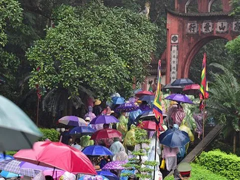 Miền Bắc mưa, lạnh dịp Giỗ tổ Hùng Vương