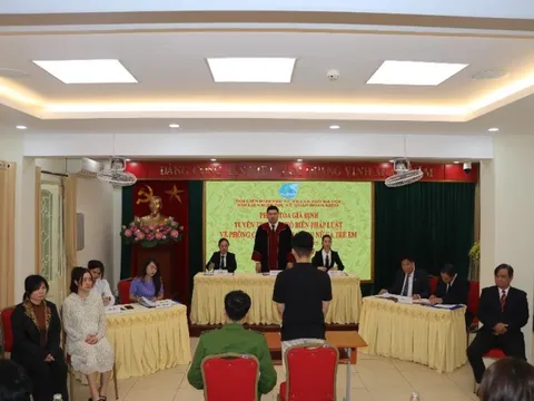 Hội LHPN quận Hoàn Kiếm tuyên truyền phổ biến pháp luật về phòng, chống bạo lực gia đình