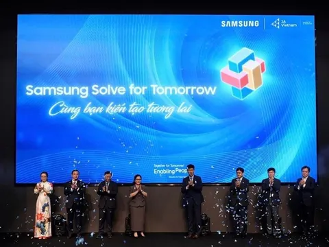 Khởi động cuộc thi Solve for Tomorrow 2025
