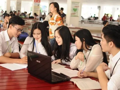 Tuyển sinh đại học 2025: Điều chỉnh để đáp ứng nhu cầu thực tế