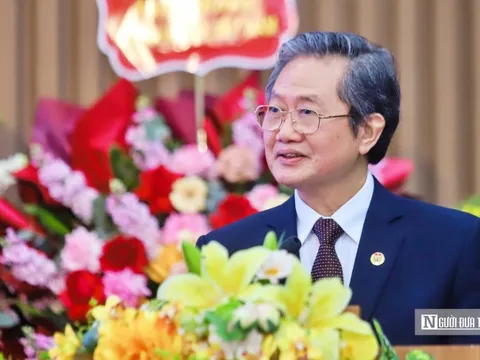 Vị Luật gia đưa tinh thần "đoàn kết dân tộc" ra trường quốc tế