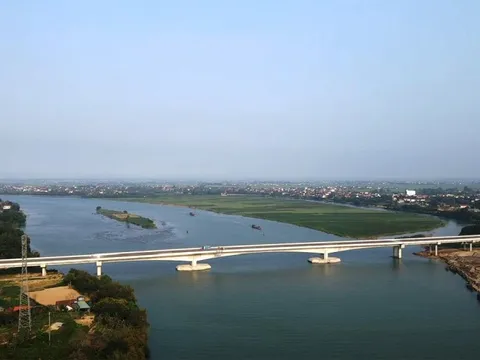 Xuyên núi, xuyên hồ, cao tốc Bắc – Nam qua Quảng Bình lộ diện tuyệt đẹp