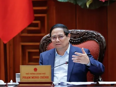 Thủ tướng: Tiếp tục giao thiệp để Mỹ tạm hoãn áp thuế trong lúc chờ đàm phán