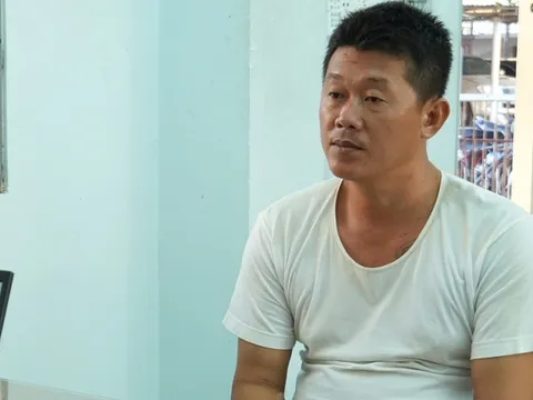Bắt giữ gã cha dượng xâm hại con riêng của vợ