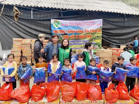 Hạnh phúc cho mọi người