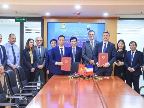 Tăng cường hợp tác kỹ thuật hàng không giữa Việt Nam-Pháp