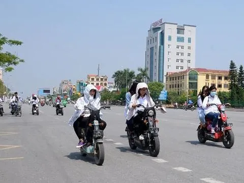 Những quy định bắt buộc với người điều khiển xe đạp điện