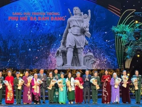 Gặp mặt, giao lưu với nữ nhân chứng lịch sử tham gia kháng chiến chống Mỹ