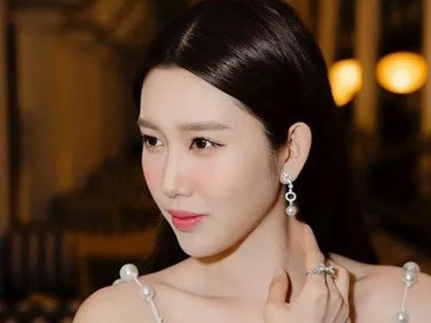 Gương mặt sưng phồng bất thường, diễn viên Thúy Ngân khiến nhiều người lo lắng