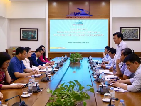 Thêm đoàn tàu hạng sang trên tuyến đường sắt Hà Nội - Hải Phòng