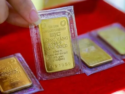 Giá vàng 11/4: Vàng trong nước vượt 106 triệu đồng/lượng