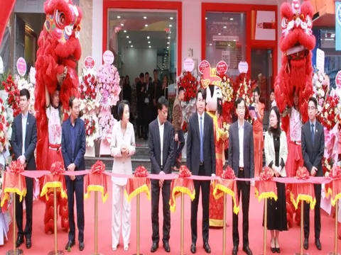 Khai trương Phòng giao dịch Quỳnh Phụ, HDBank mở rộng kết nối tài chính tại Thái Bình