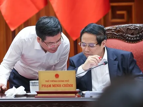 Thủ tướng: Thành lập đoàn đàm phán với Mỹ ngay trong ngày mai