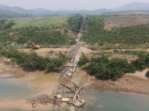 Người dân ngóng chờ cầu 80 tỷ khởi công trước mùa mưa lũ