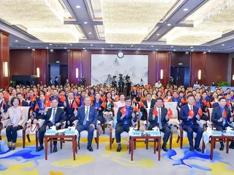 Gặp gỡ hữu nghị thanh niên Việt Nam - Trung Quốc năm 2025