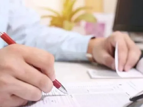 Người trưởng thành muốn đổi sang họ khác có được không?