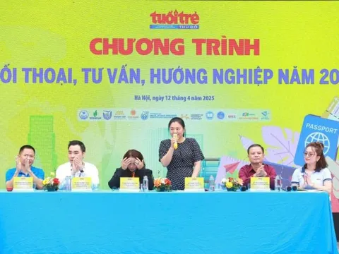 Hơn 2.000 học sinh Thủ đô tham gia đối thoại, tư vấn tuyển sinh, hướng nghiệp