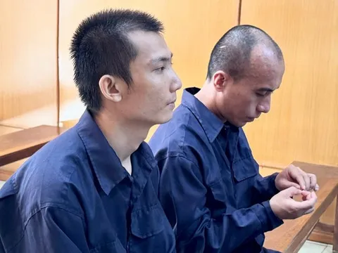 Đột nhập biệt thự trộm tiền tỷ, 2 kẻ quen nhau qua nhóm "vỡ nợ thích làm liều" vô "khám"