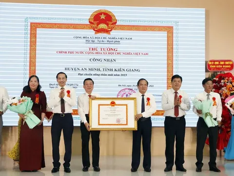 Huyện An Minh (Kiên Giang) đạt chuẩn nông thôn mới