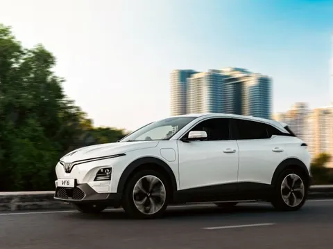 Lên đời ô tô chưa bao giờ dễ đến thế: Trả trước từ 45 triệu đồng, chi phí nuôi siêu rẻ, không tốn tiền sạc