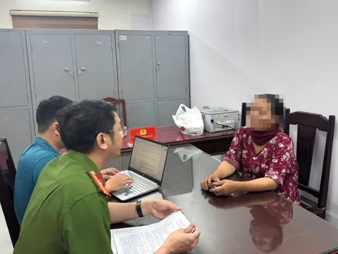 Người phụ nữ đem tiền trả nợ rồi dựng hiện trường giả bị trộm két sắt