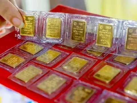Giá vàng 15/4: Vàng SJC đi ngang, giá bán 107,5 triệu đồng/lượng