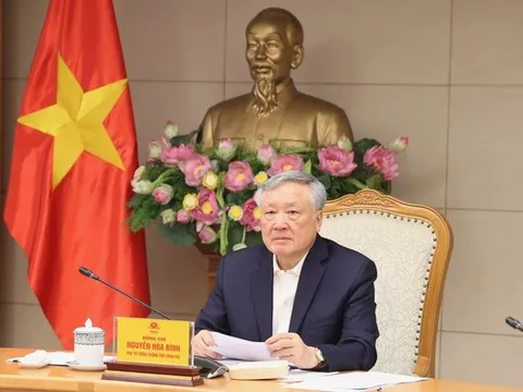 Còn tình trạng "đá bóng lên, đá bóng xuống" trong xử lý các dự án điện tái tạo