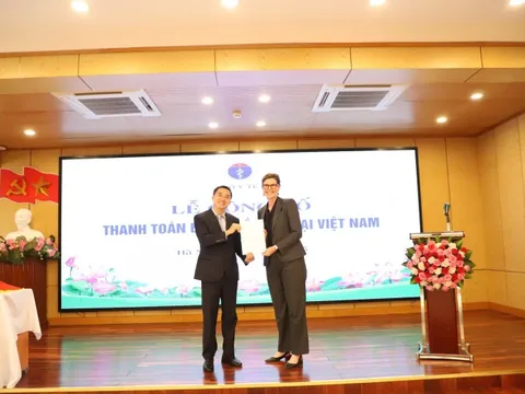 Việt Nam chính thức thanh toán bệnh mắt hột