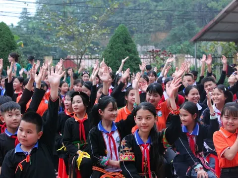 Dự án “Nguyệt Vũ” và chặng hành trình thấu hiểu học sinh vùng cao