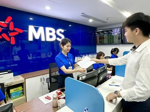 Nghịch lý doanh thu giảm lợi nhuận kỷ lục ở MBS