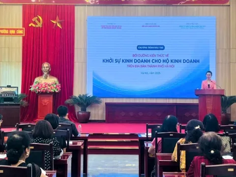 Hội LHPN quận Hoàng Mai: Đào tạo kiến thức khởi nghiệp, công nghệ thông tin cho hội viên phụ nữ