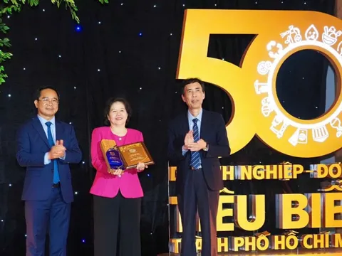 Vinamilk được vinh danh là doanh nghiệp tiêu biểu của TPHCM