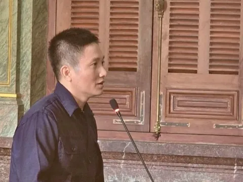 Nhận hối lộ của người có hành vi cho vay lãi nặng, cựu cán bộ dính án