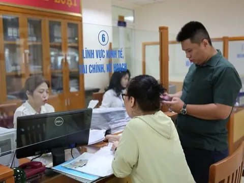 Chuyển 100% biên chế cấp huyện để bố trí ở cấp xã, có thể tăng cường cán bộ cấp tỉnh về xã