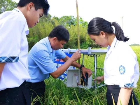 Tạo bệ phóng cho "thế hệ vươn mình" – Nhìn từ 2 sân chơi công nghệ lớn