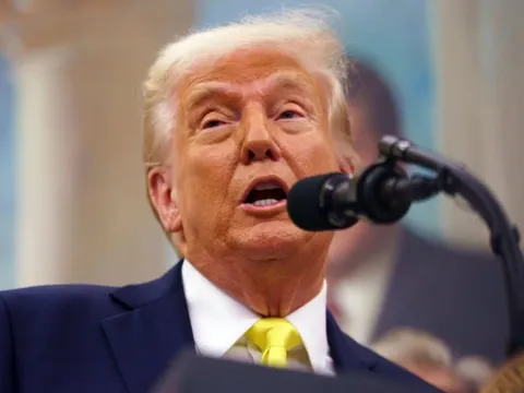 Ông Trump nói về nỗ lực giải quyết xung đột Nga - Ukraine: Khó quá thì sẽ “bỏ qua”