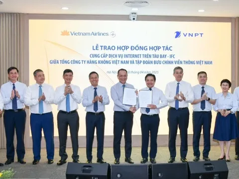 VNPT và Vietnam Airlines hợp tác cung cấp dịch vụ Internet trên tàu bay