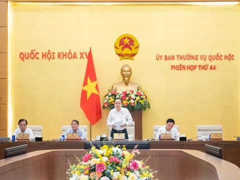UBTVQH kết luận về chuẩn bị hồ sơ liên quan đến việc sửa đổi Hiến pháp