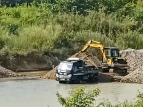 Lâm Đồng: Điều tra vụ khai thác cát trái phép trên sông Đạ Huoai