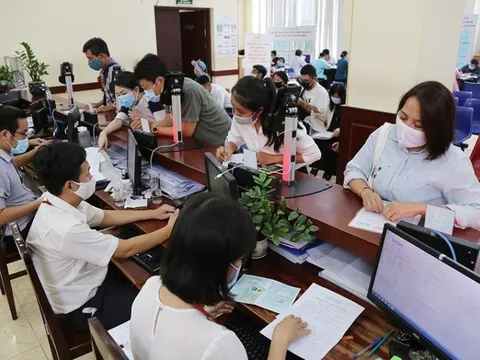 Thống nhất trình Quốc hội dự án Luật Cán bộ, công chức (sửa đổi)