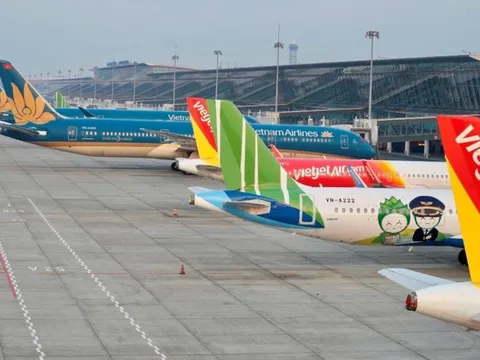 Bản tin 20/4: Giá vé máy bay nội địa tăng mạnh dịp lễ 30/4-1/5