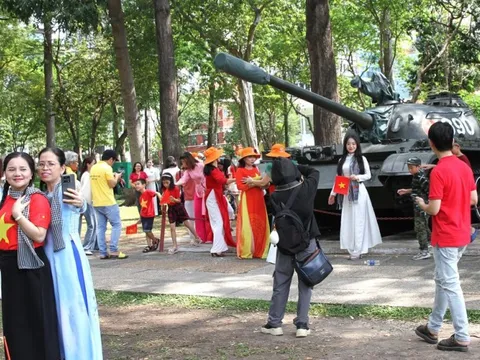 Ngành du lịch TPHCM lan tỏa lòng biết ơn - Tôn vinh giá trị lịch sử