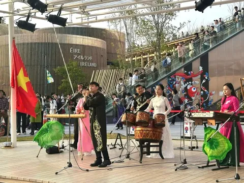 Tinh hoa âm nhạc truyền thống Việt Nam toả sáng tại EXPO 2025