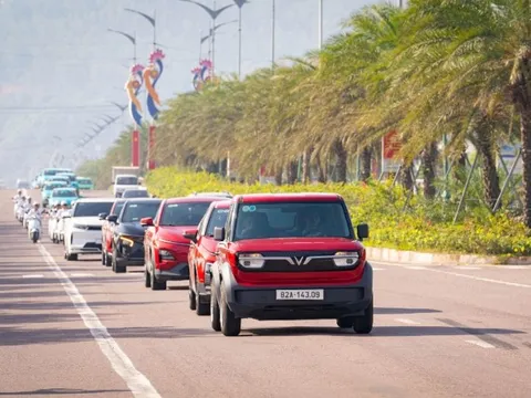 Trạm sạc khắp nơi, dịch vụ hậu mãi 5 sao: Lý do VinFast chinh phục khách hàng Việt