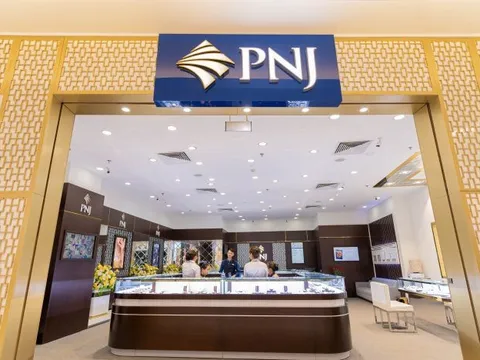 Không có vàng bán ra, doanh thu của PNJ sụt giảm